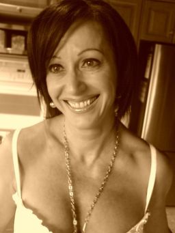 Terri Roberts avatar