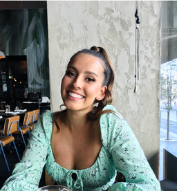 CLAUDIA DESA PESIC avatar