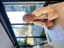 isabella adams avatar