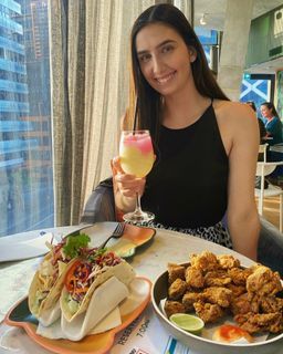 Lauren Barrett avatar