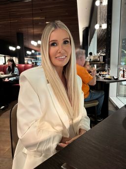 Julie Johnston avatar