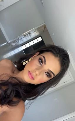 Talia Van Jour avatar