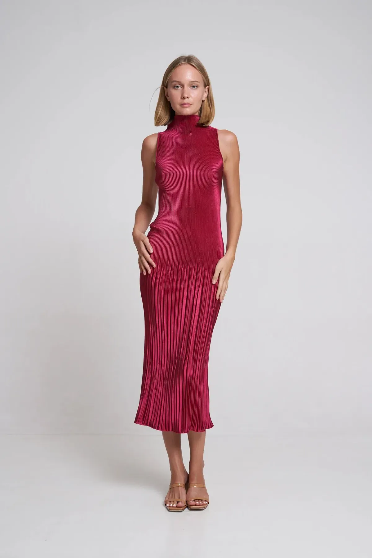 L'idee Soiree Moss Gown Ruby Size 10 - Image 1