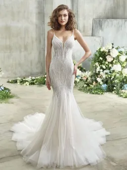 Badgley Mischka Esther Wedding Dress Ivory Size 8  for rent on The Volte - image 1