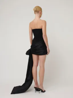 Effie Kats Nadia Dress Black Size 6  for rent on The Volte - image 3