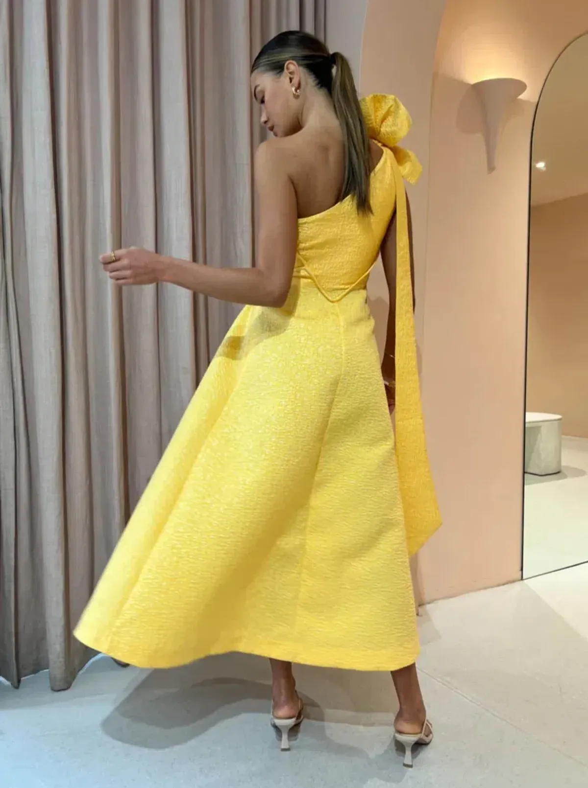 Rachel Gilbert Emiliano Midi Dress Lemon Drop Size 12 - Image 2