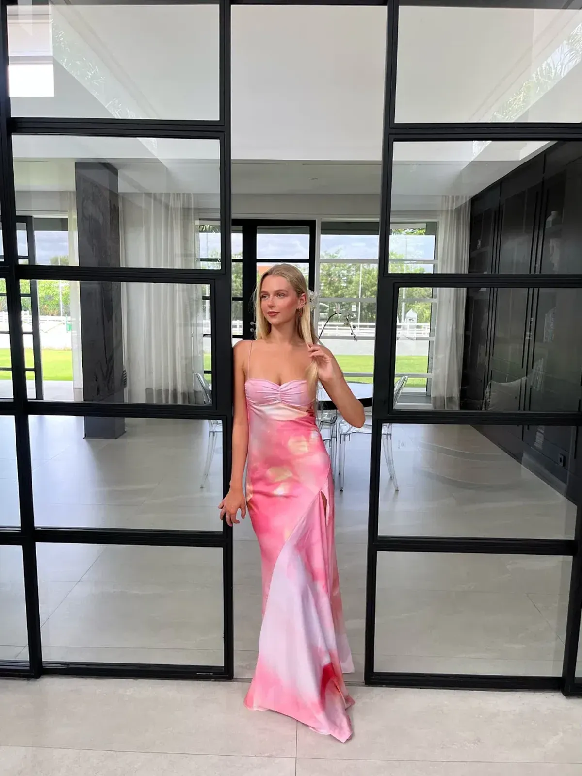 HNTR Gaia Gown Pink Multi Size 8 - Image 1