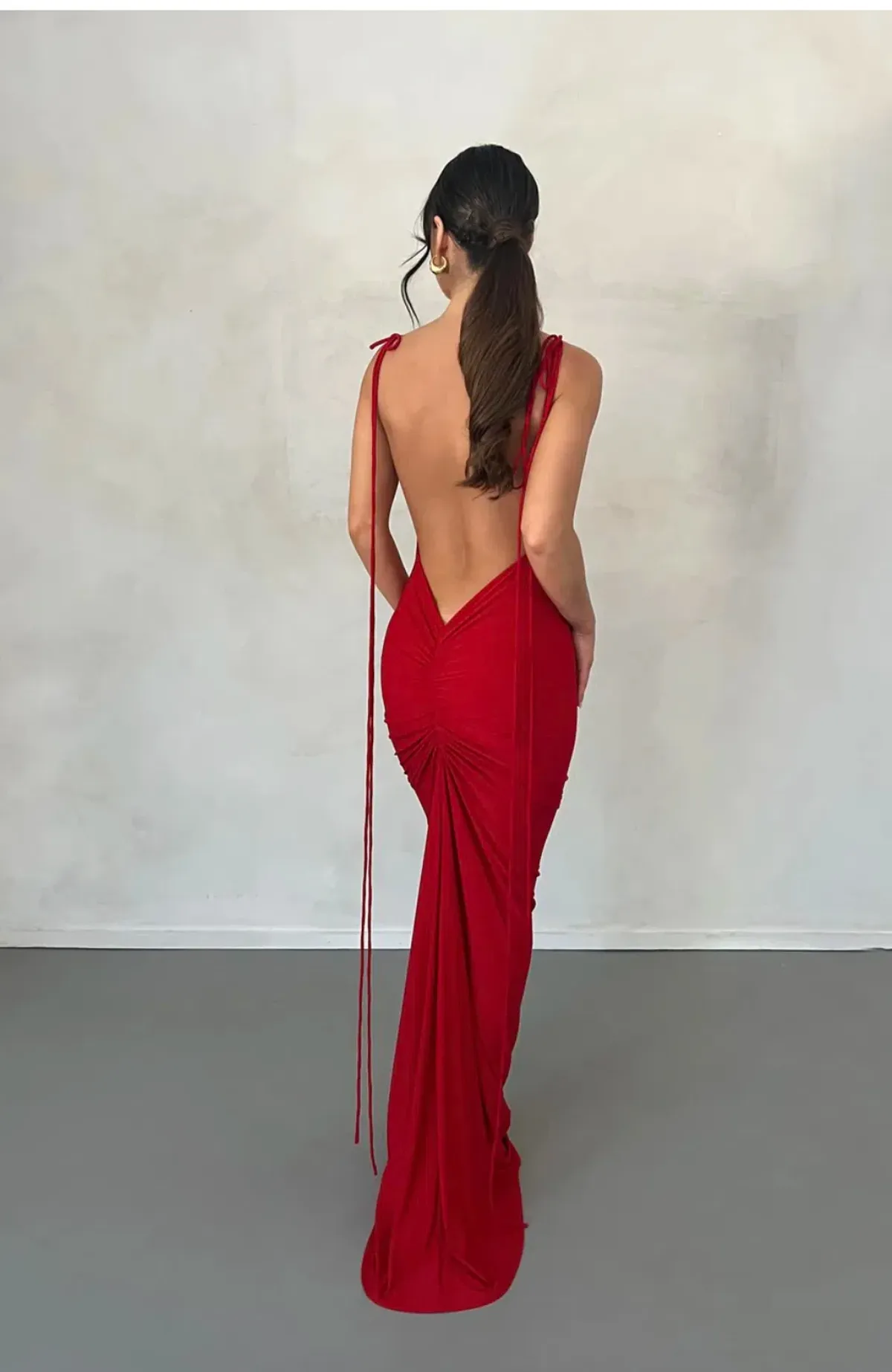 Melani the Label Gia Gown Red Size AU 6 - Image 5