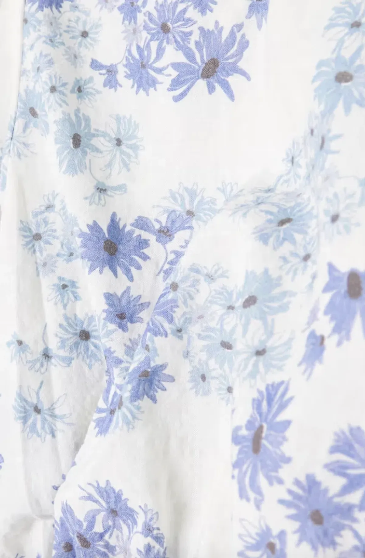 Peony Vacation Crop Top and Wrap Skirt Set Flannel Size 8 - Image 4