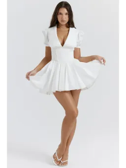 House Of CB Piera Pleated Mini White Size M / AU 12 for rent on The Volte - image 1