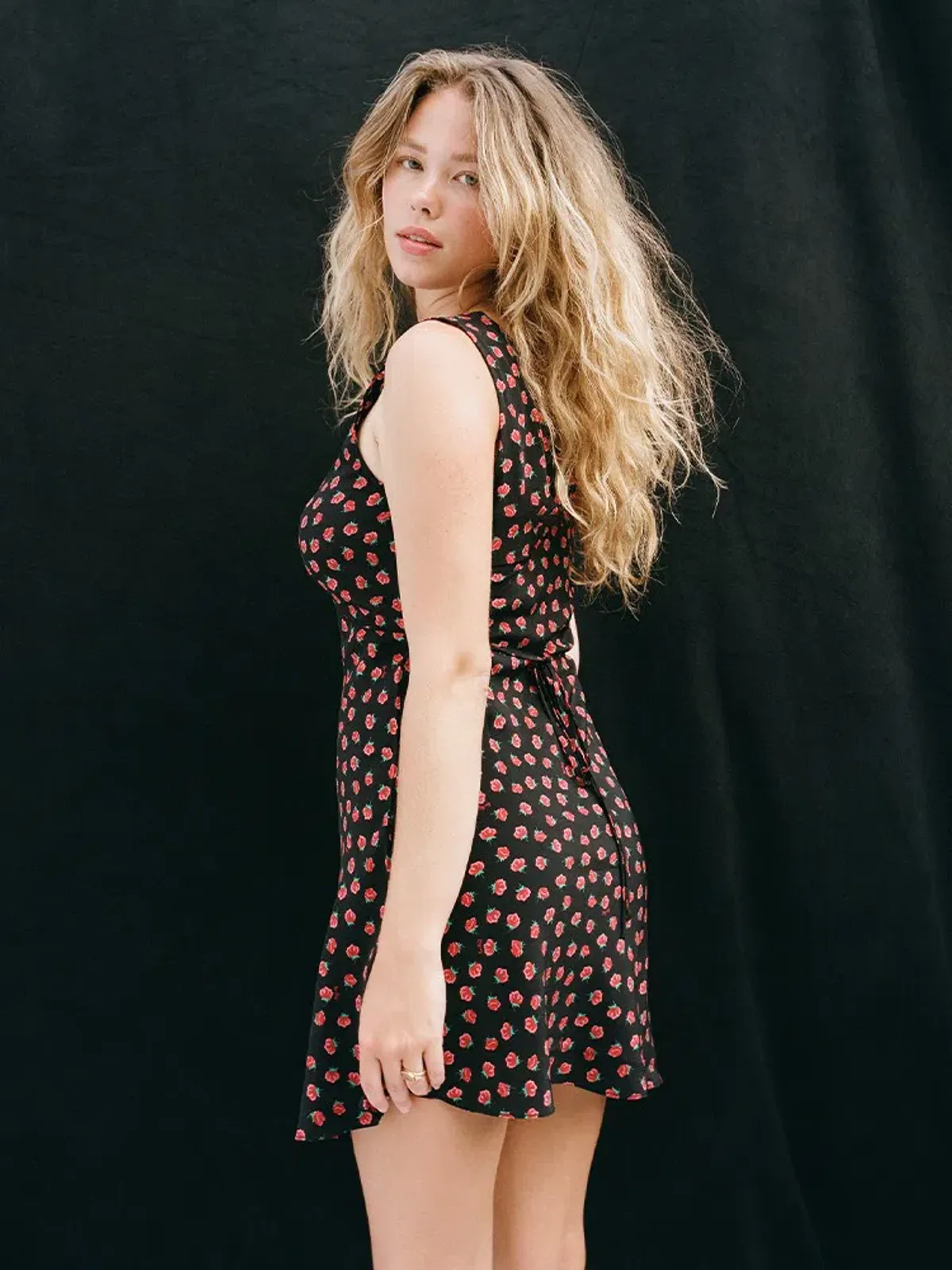 Realisation Par The Isabelli Mini Dress Floral Size 6 - Image 2