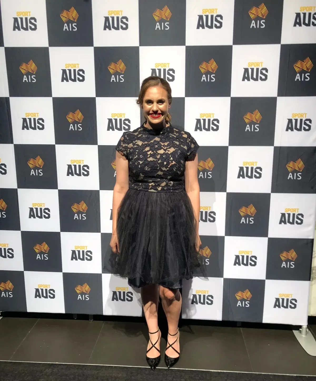 Cue Floral and Tulle Dress Black Size 14 - Image 3