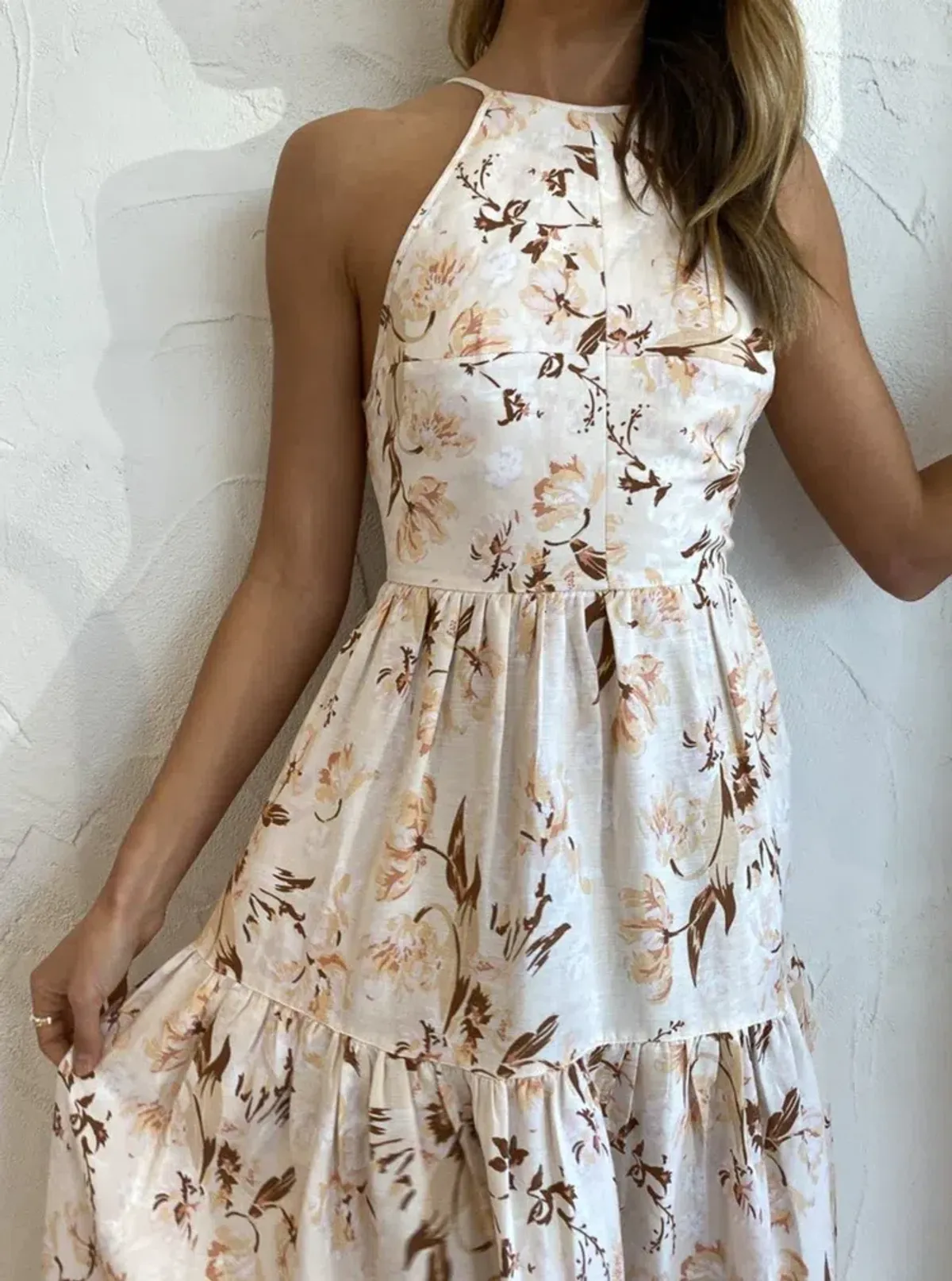  Shona Joy Roxanne Linen Open Back Tiered Midi Dress Floral Size AU 10  - Image 3