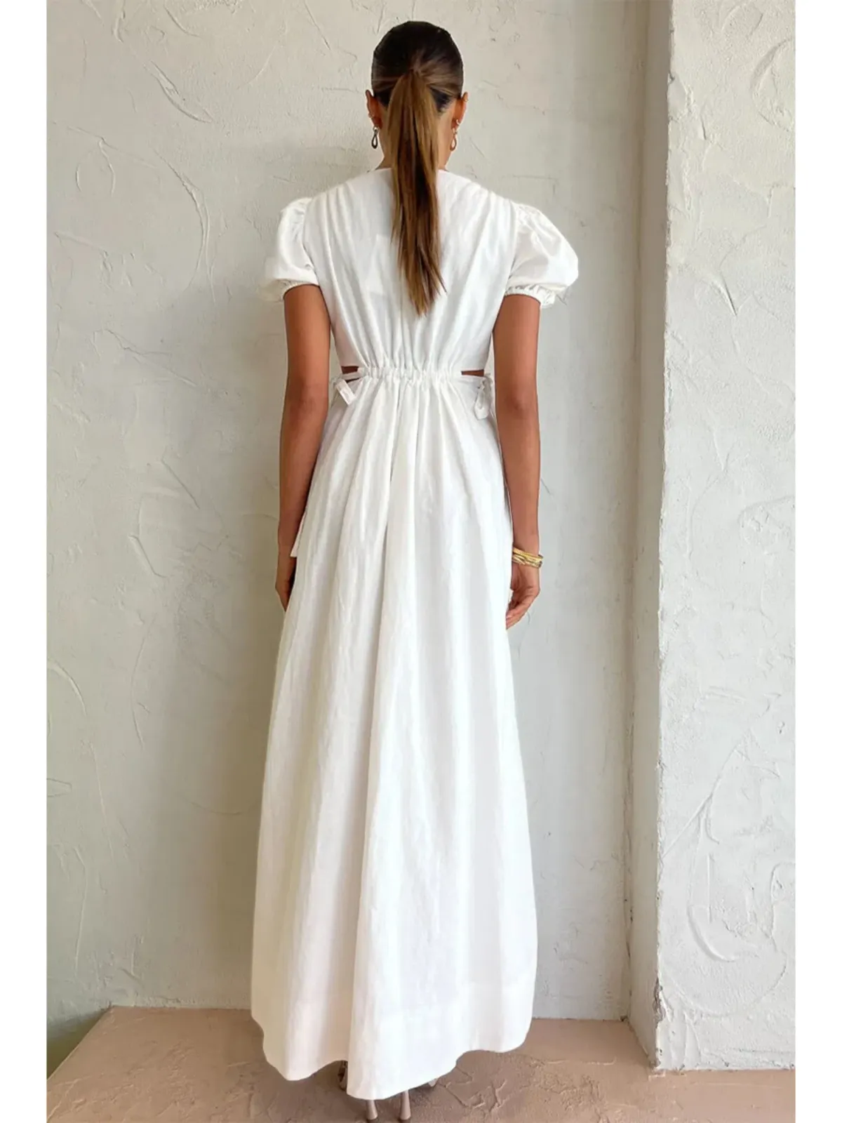 By Nicola Ahoy Plunge Neckline Maxi Dress in White AU 14 - Image 3