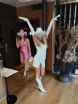  Oceanus Sofia Mini Dress White Size 8 for rent on The Volte - image 3