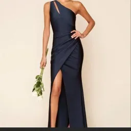 Sheike Matrix Maxi Gown Navy Size 14 for rent on The Volte - image 6