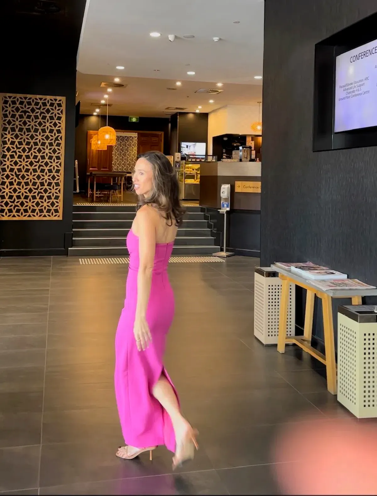 Manning Cartell Amplify Strapless Dress Boungavilla Size AU 6  - Image 8