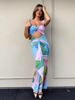 She Is Olla Imogen Midi Dress in Gaia Size 8  for rent on The Volte - image 2