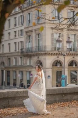1939 Bridal Off Shoulder Embellished Lace Wedding Dress White Size 8 for rent on The Volte - image 3