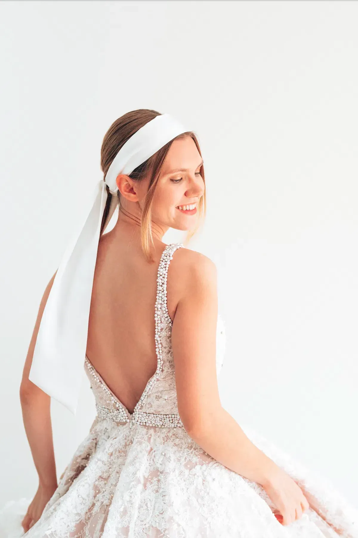 Sherri Hill 50656 Lace Mini Dress White Size 6 - Image 4