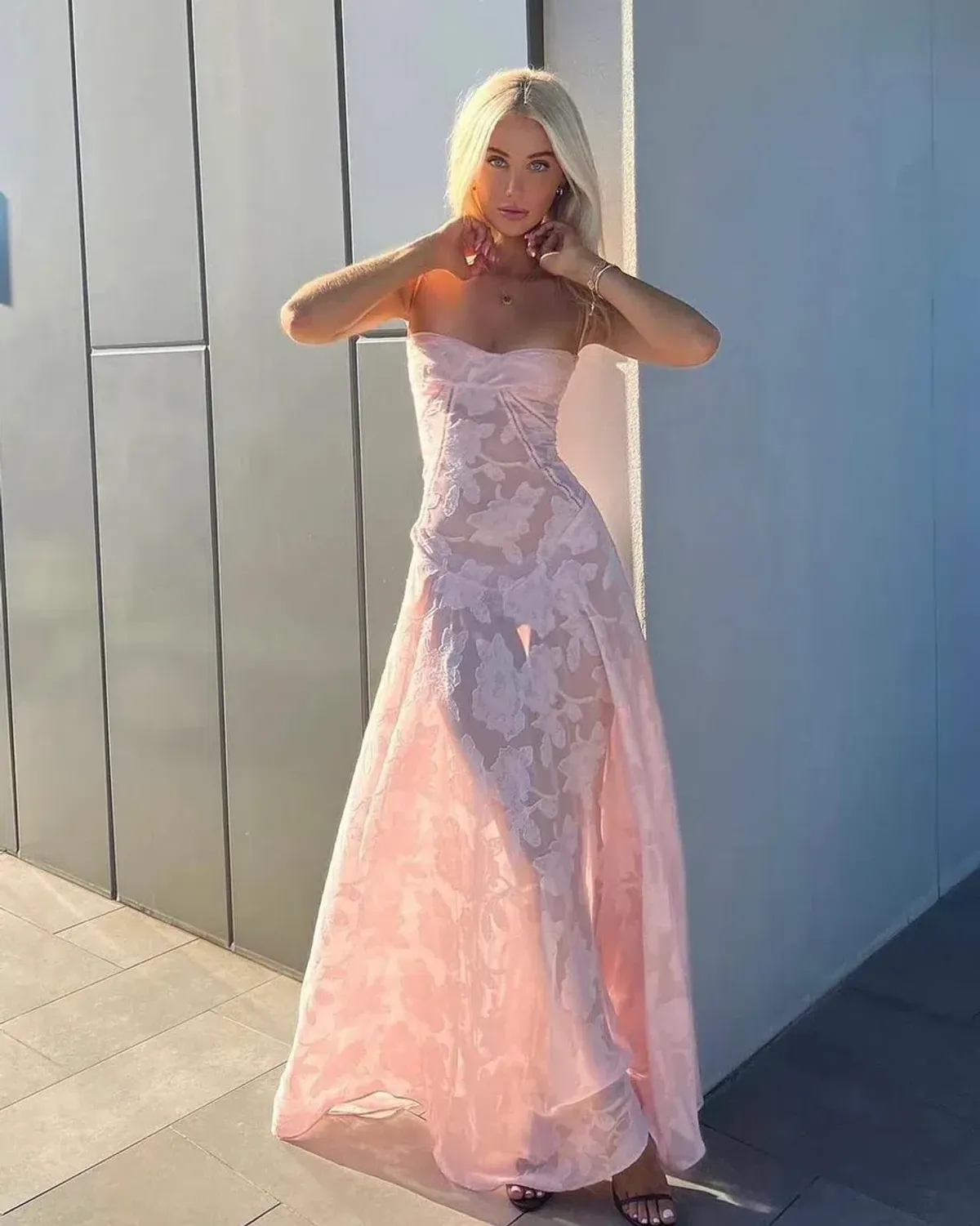 House of CB Seren Dress Soft Pink Size XS / AU 6 - Image 3