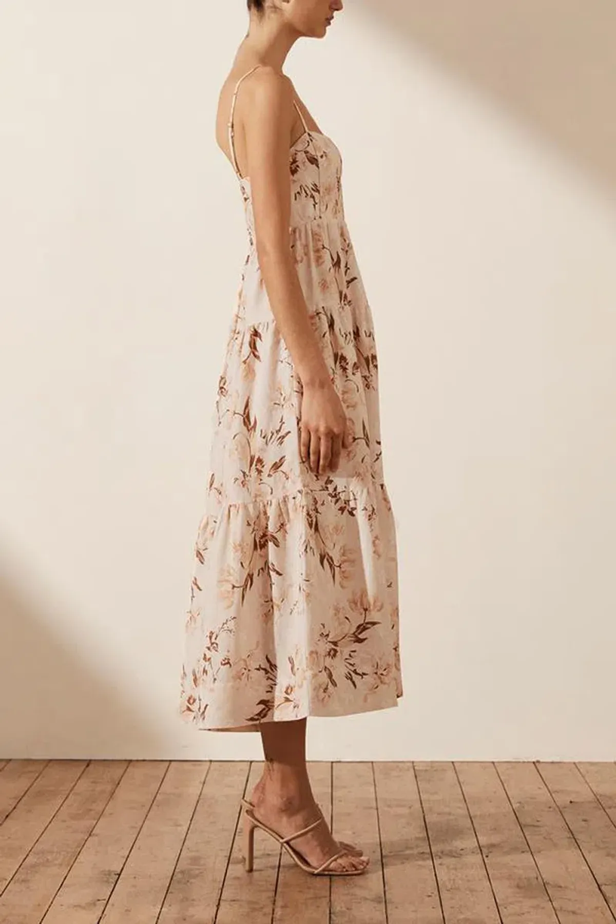 Shona Joy Roxane Linen Tiered Midi Dress Floral Size 6 - Image 2