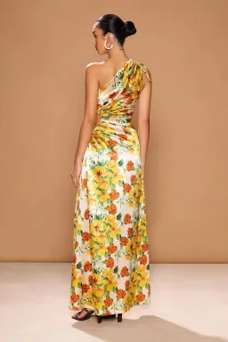 Sonya Moda Nour Maxi Dress in Yarden Size 8 for rent on The Volte - image 4