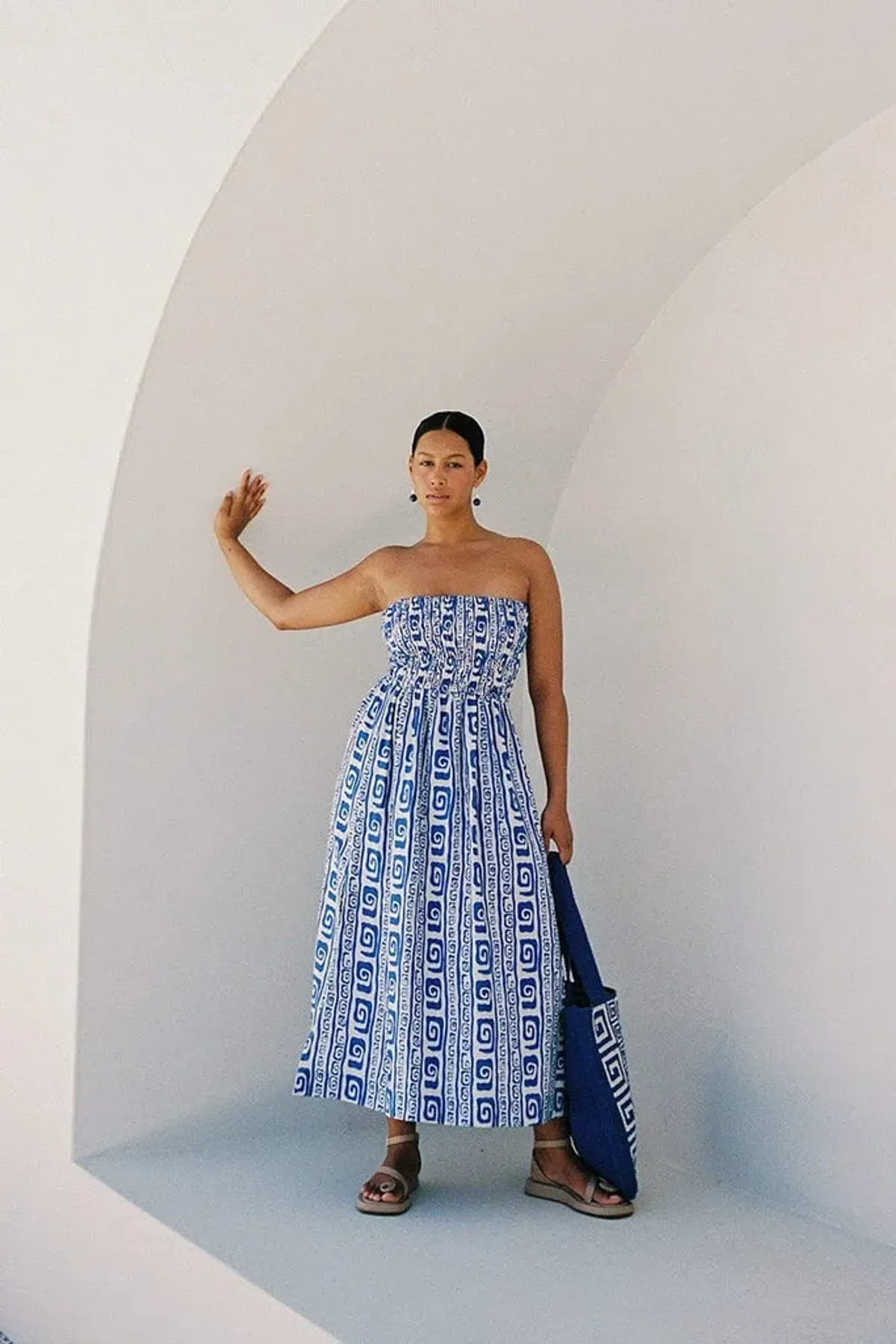 Faithfull The Brand Musee Midi Dress in Pacific Print Size 10 - Image 2