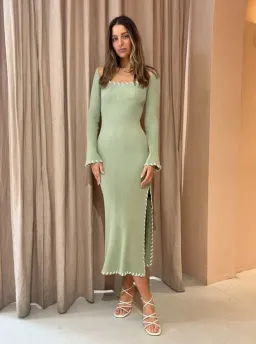 Mon Renn Trace Knit Midi Dress Sage Size 10 for rent on The Volte - image 1