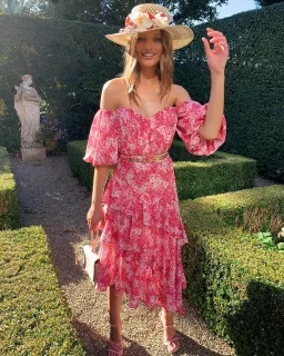 Sheike Ditsy Floral Top & Skirt Set Pink Size 14 for rent on The Volte - image 1