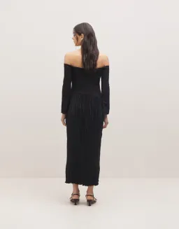 Minima Esenciales Serena Drop Waist Dress Black Size 12 for rent on The Volte - image 2