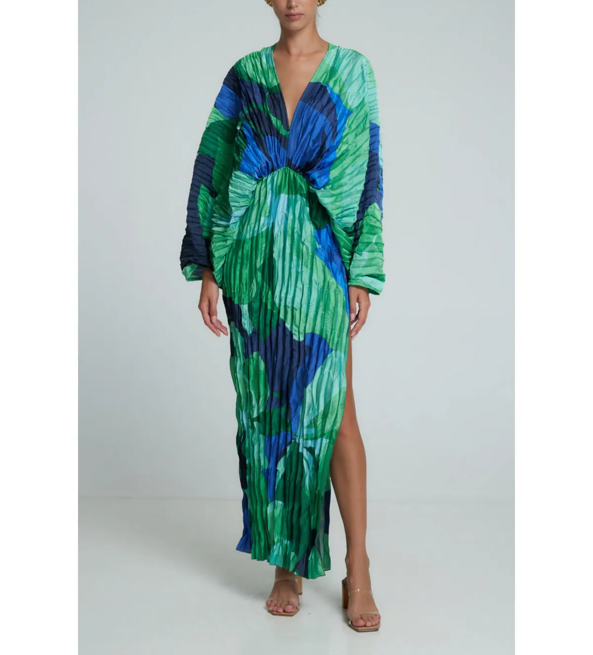 L’idée De Luxe Gown Capri Green Size 14 - in well loved condition, price reduced.  - Image 1