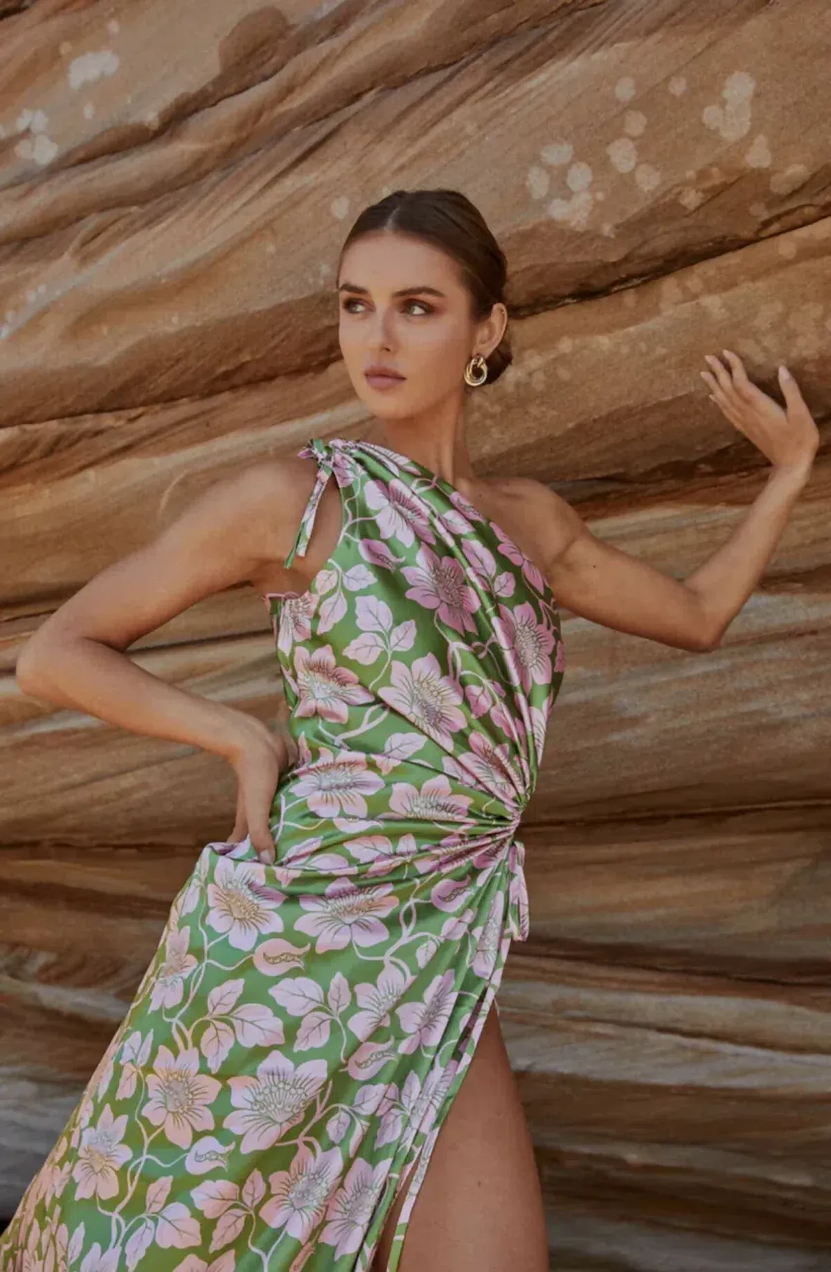 Sonya Moda Nour Forever Maxi Dress Olive Floral Print Size XS / AU 6 - Image 2