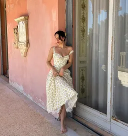 House of CB Rosalee Cotton Bustier Sundress White Vintage Floral Print Size S / AU 8 for rent on The Volte - image 4