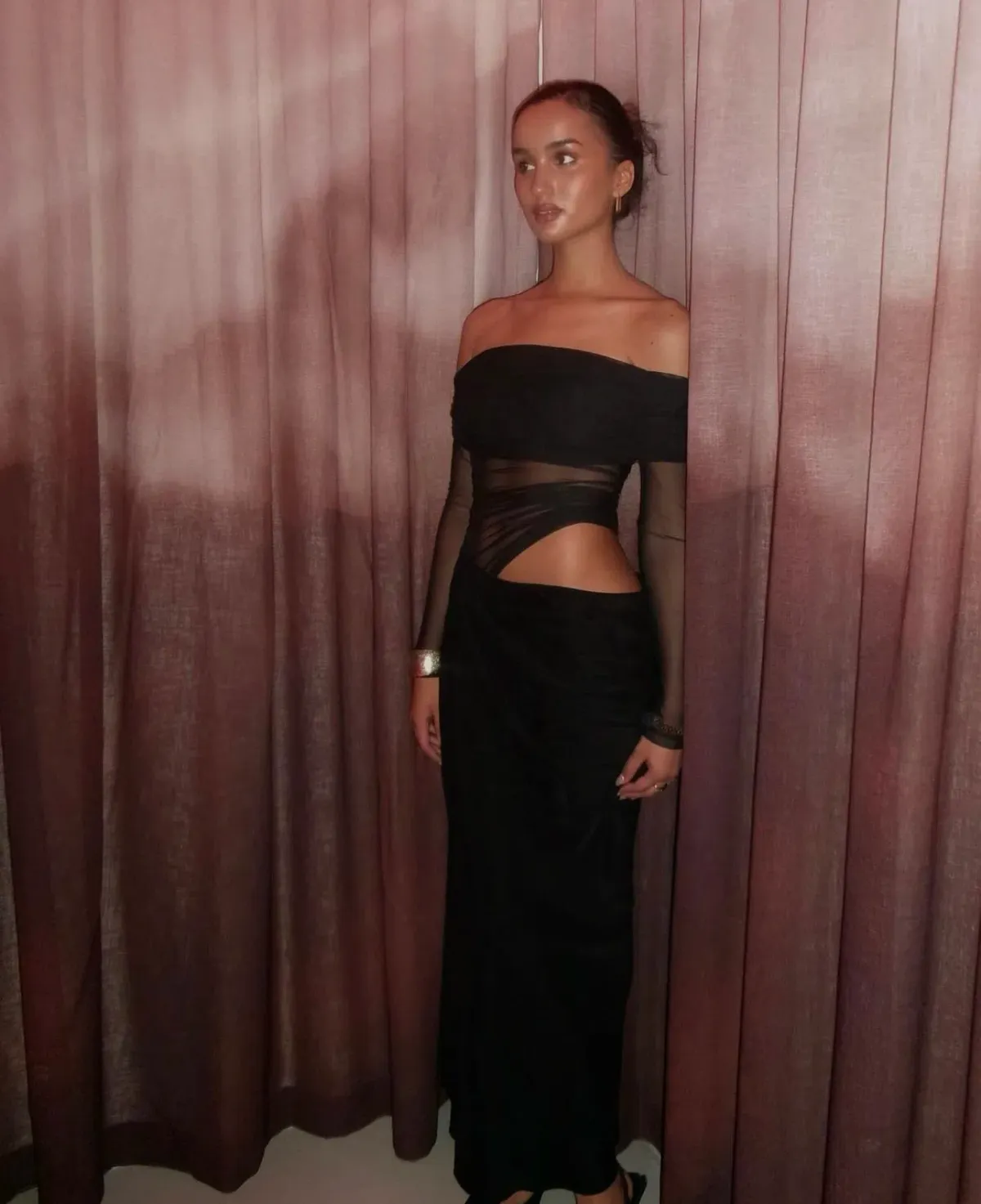 Benni Yasmine Off Shoulder Maxi Dress Black  Size 8 - Image 3