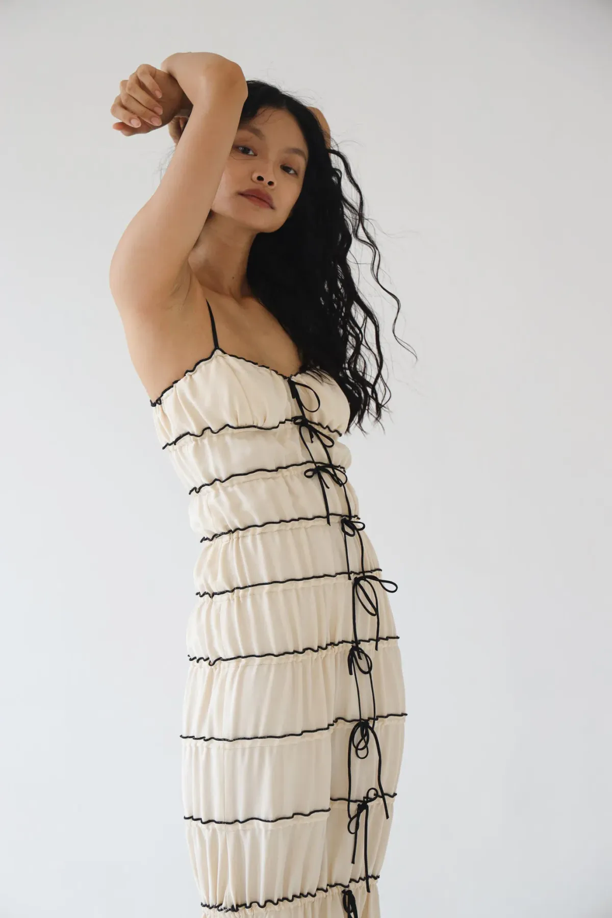 Mirror Palais Tunnel Ruffle Gown Shell Size 8 - Image 4