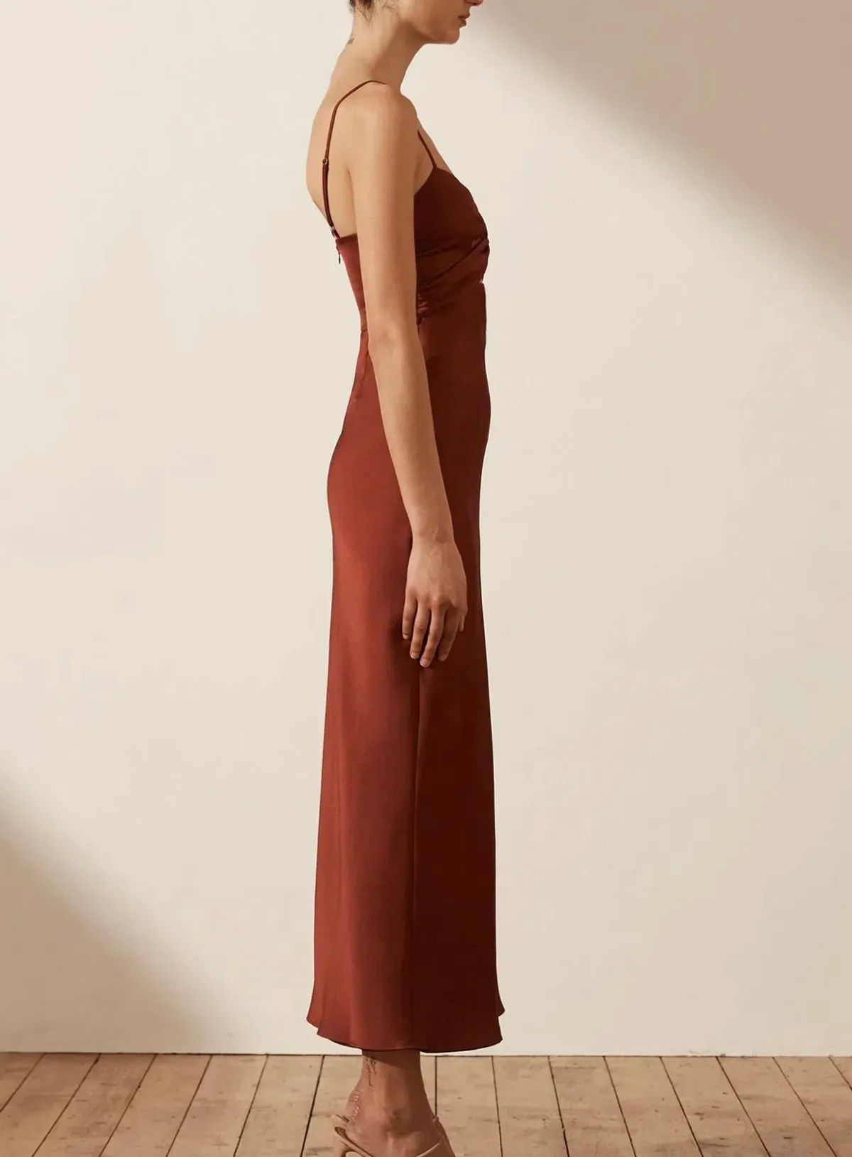 Shona Joy Luxe Twist Front Sleeveless Midi Dress Sangria Size 12 - Image 4