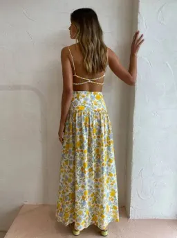 Bec & Bridge Cali Sun Set Floral Size AU 8 for rent on The Volte - image 2