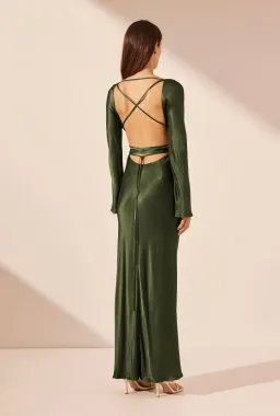 Shona Joy Elia Long Sleeve Open Back Tie Maxi Dress in Fern Size 12 for rent on The Volte - image 4