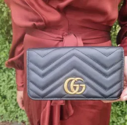 Gucci Calfskin Matelasse Mini Bag Black for rent on The Volte - image 2