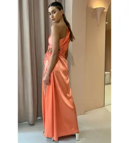 Sonya Moda Nour Maxi Dress Peach Size 6 for rent on The Volte - image 3