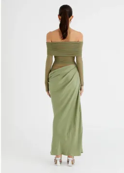 Benni Yasmin Off Shoulder Maxi Dress in Pistachio Size 8 for rent on The Volte - image 3