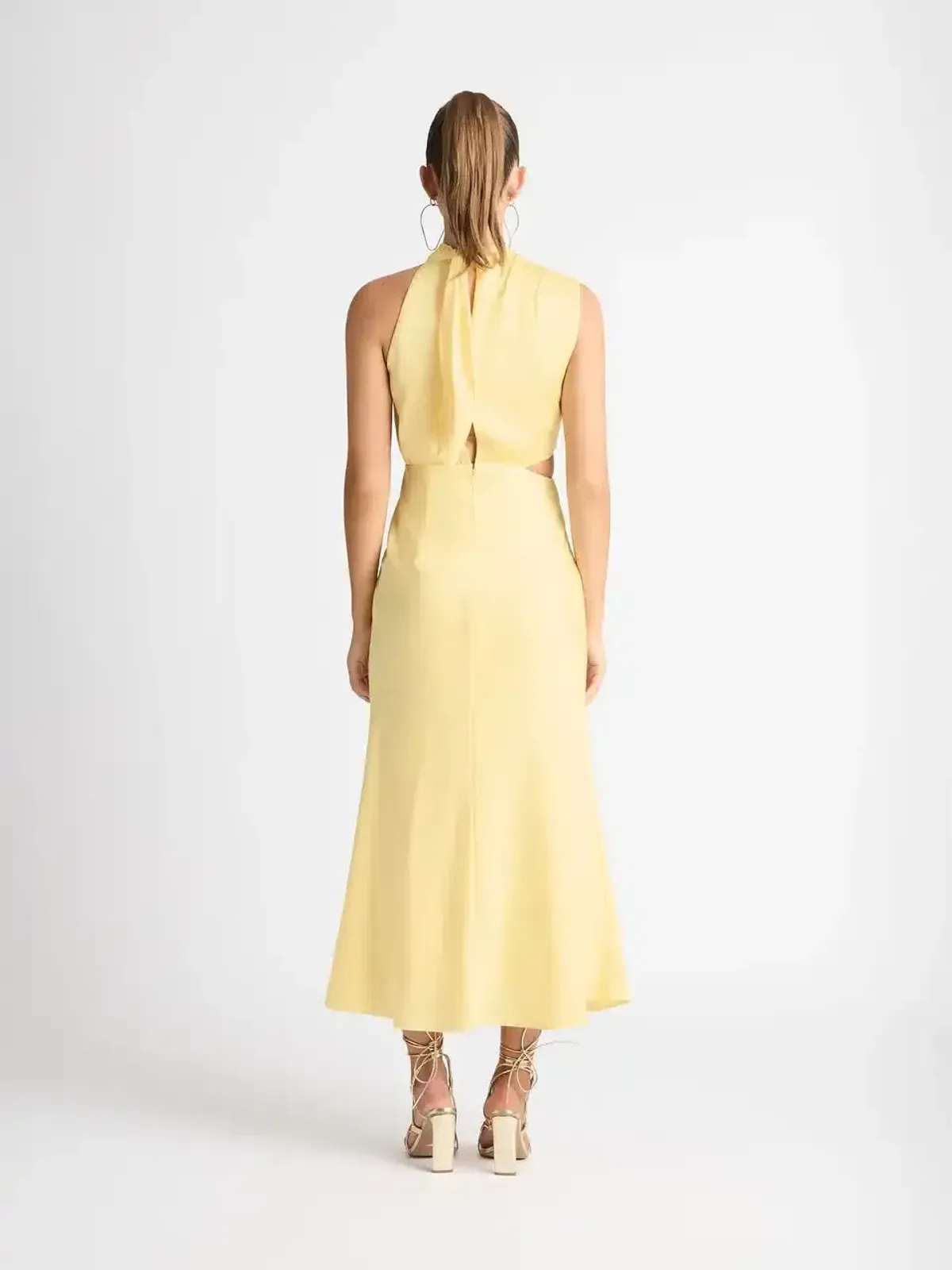 Sheike Allure Dress in Butter Yellow Size 10 - Image 3