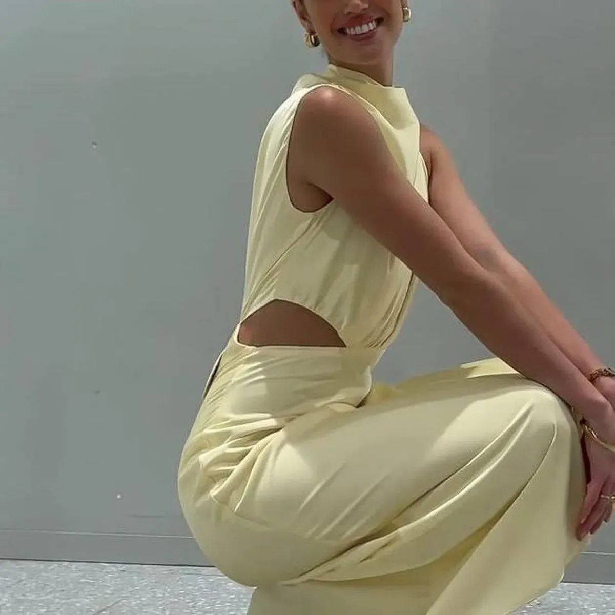 Sheike Allure Dress in Butter Yellow Size 10 - Image 5