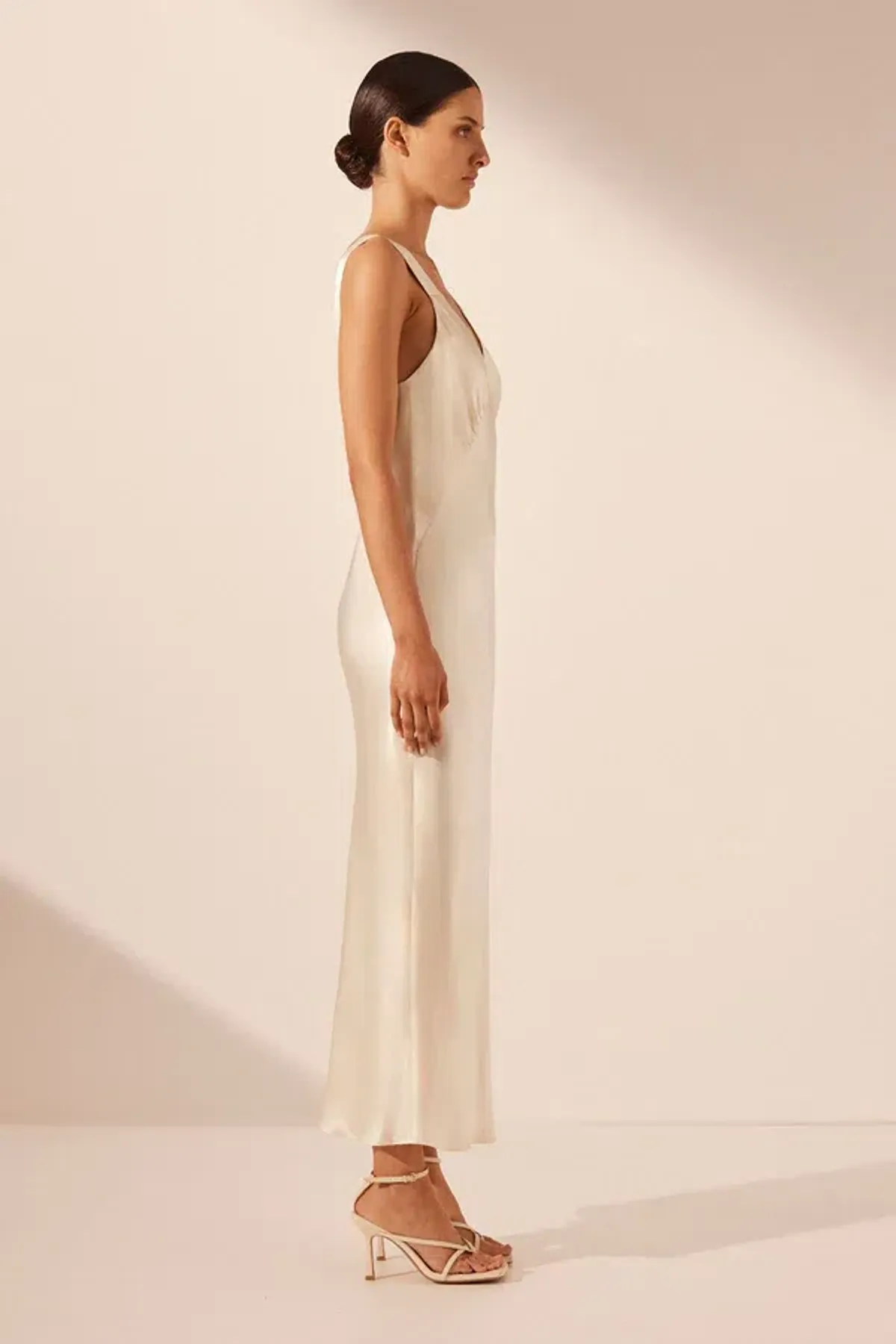 Shona Joy Plunged Midi Dress Cream Size 8 - Image 3