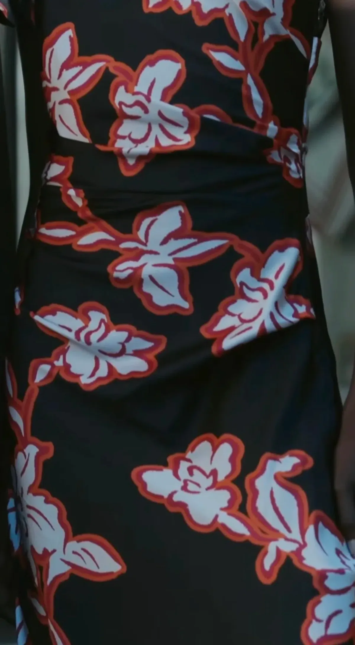 Cue Illustrated Satin Midi Dress Floral Size AU 16 - Image 4