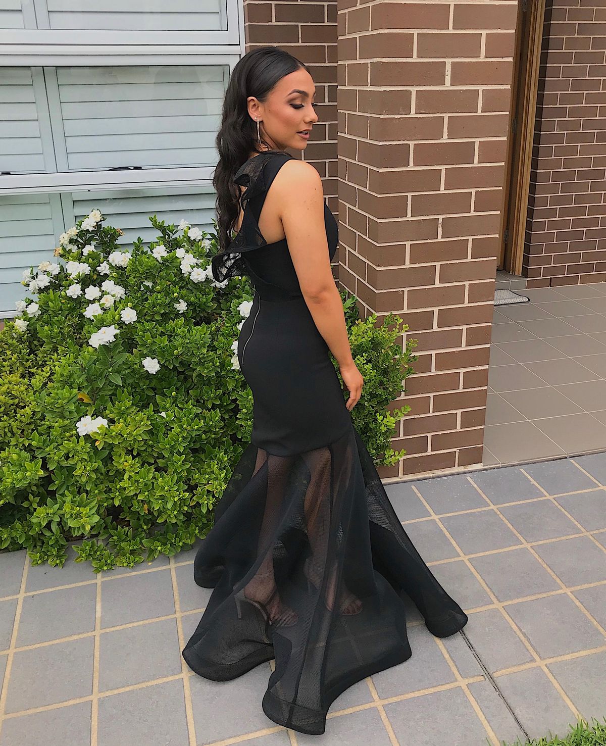 Bronx and Banco Black Gown Size 6 - Image 2