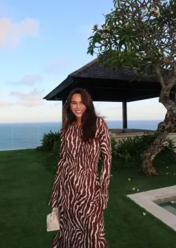 Realisation Par The Gia Maxi Dress Animal Print Size 10 for rent on The Volte - image 4