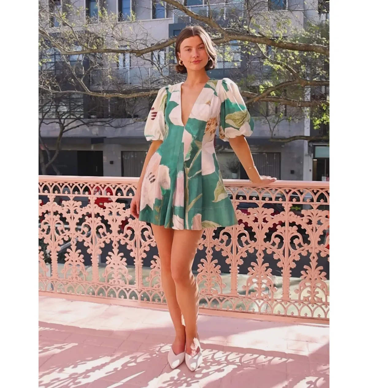 By Nicola Wavy Mini Dress in Pine Green Floral Size AU 12 - Image 1