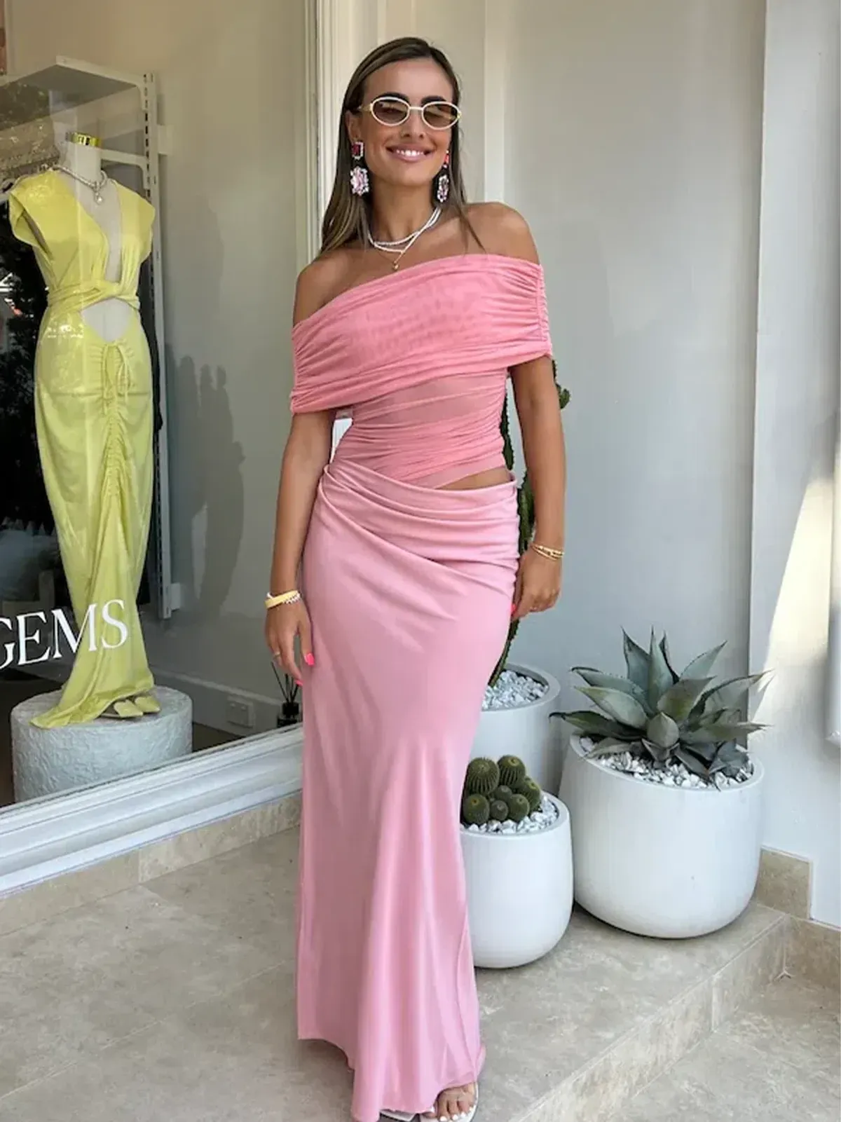 Benni Nico Off Shoulder Maxi Dress Candy Floss Size 8 - Image 1